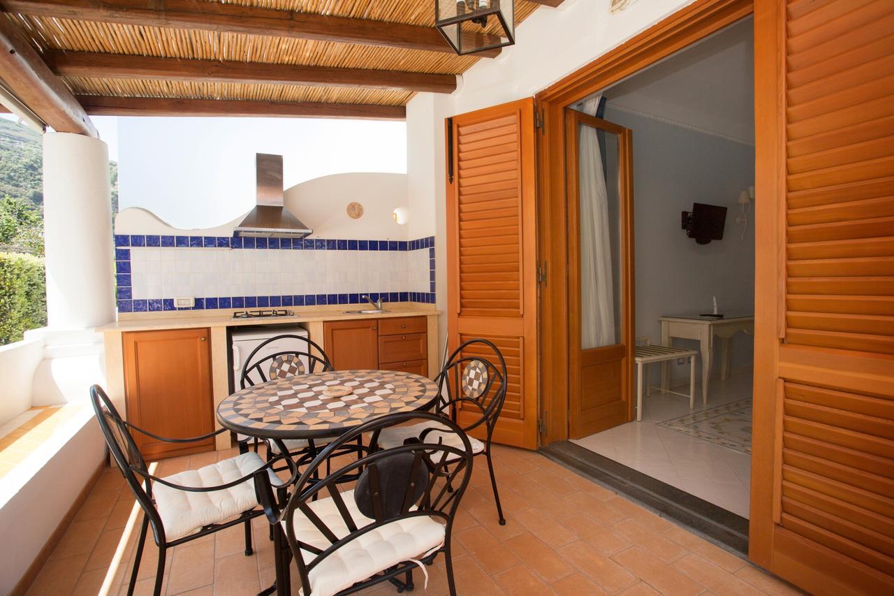 ליפארי Hotel Residence Mendolita מראה חיצוני תמונה