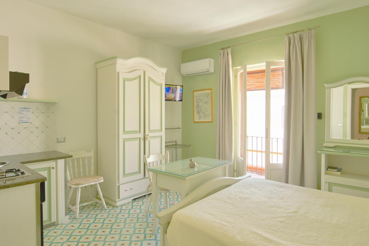 ליפארי Hotel Residence Mendolita מראה חיצוני תמונה