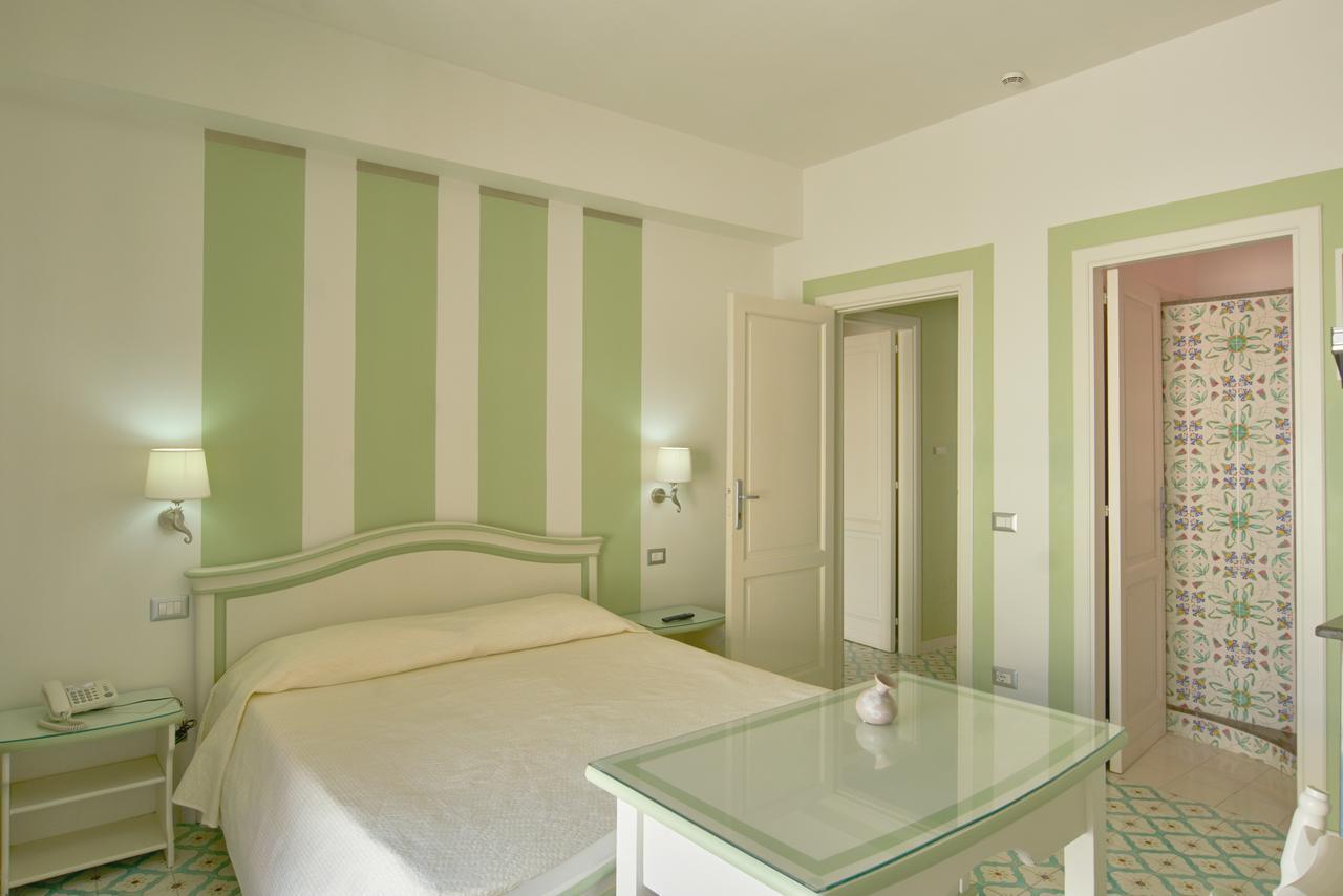 ליפארי Hotel Residence Mendolita מראה חיצוני תמונה